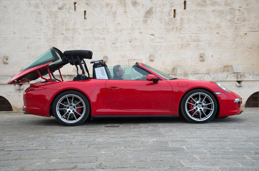  Porsche 911 Targa 2014 года  (фото 35 из 42)